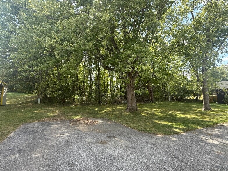 3731 E Market St, Logansport, IN for sale - Building Photo - Image 1 of 2