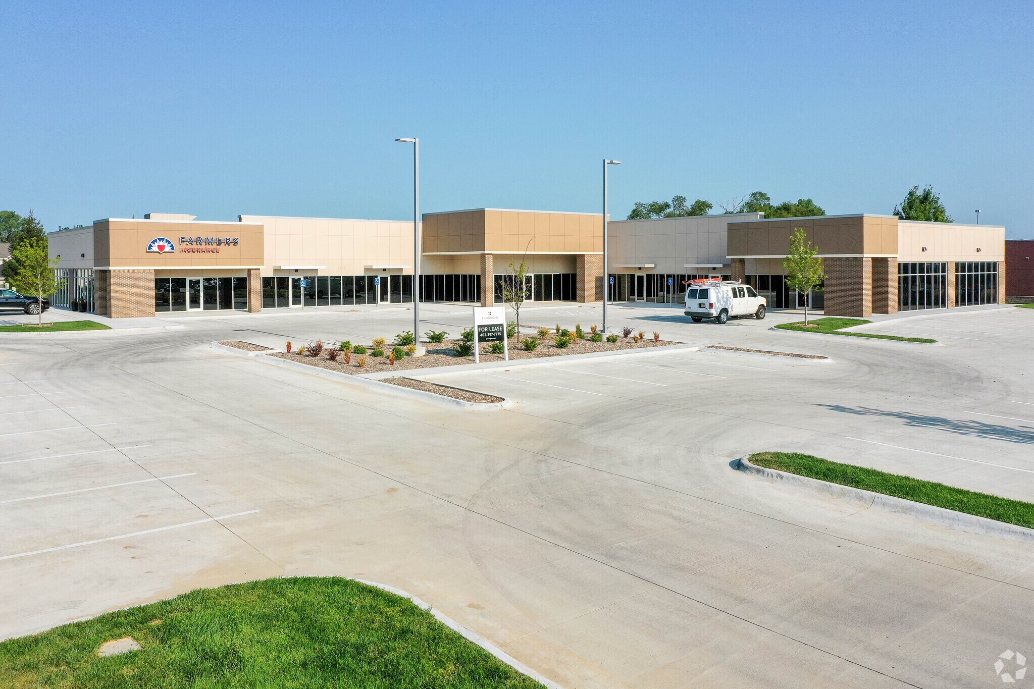 1314 N 205th St, Elkhorn, NE for lease Building Photo- Image 1 of 4