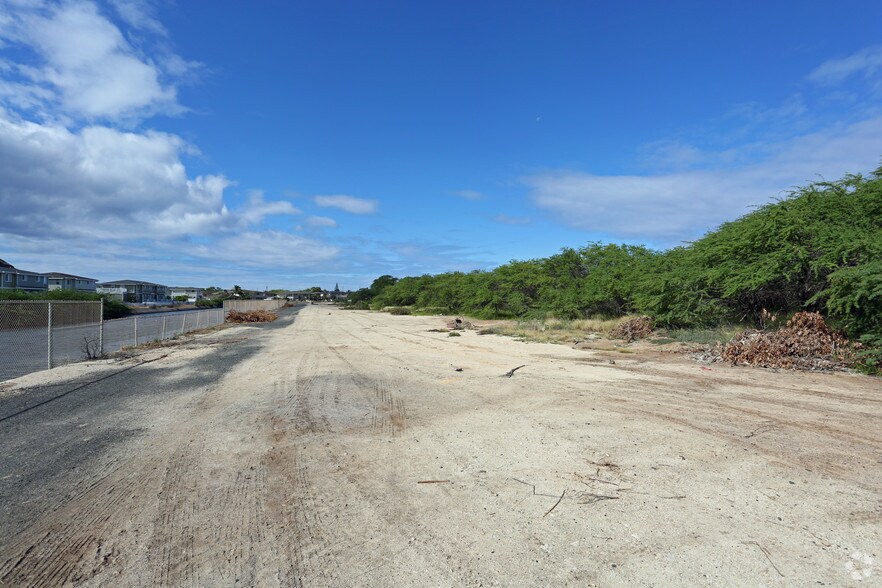 87-730 Farrington Hwy, Waianae, HI for sale - Primary Photo - Image 1 of 1