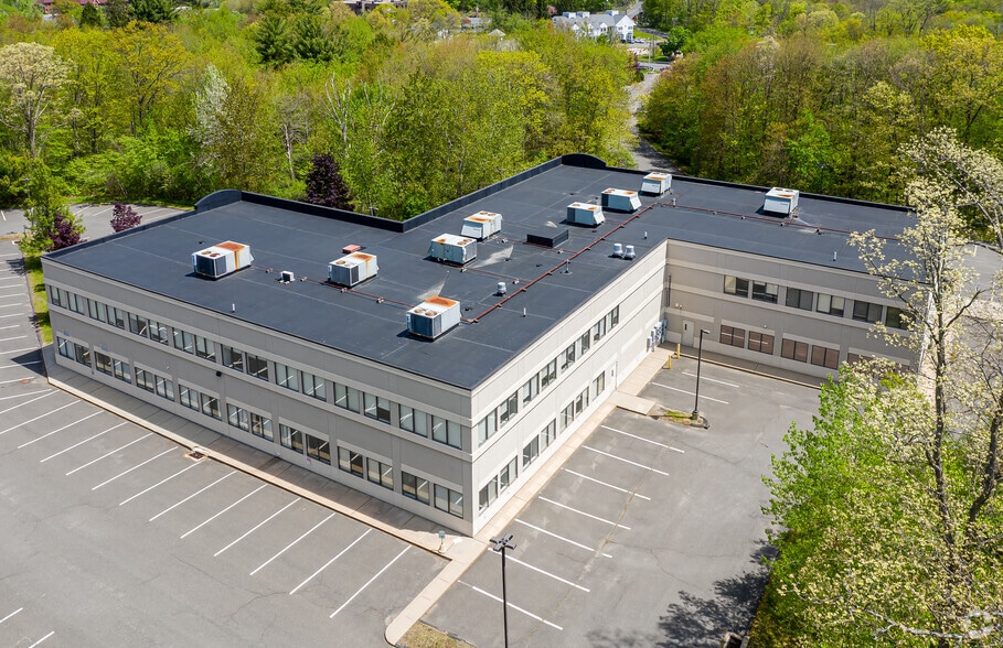 765 Straits Tpke, Middlebury, CT for lease - Aerial - Image 3 of 7