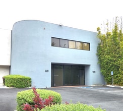 1615-1633 Stanford St, Santa Monica, CA for lease Building Photo- Image 1 of 3