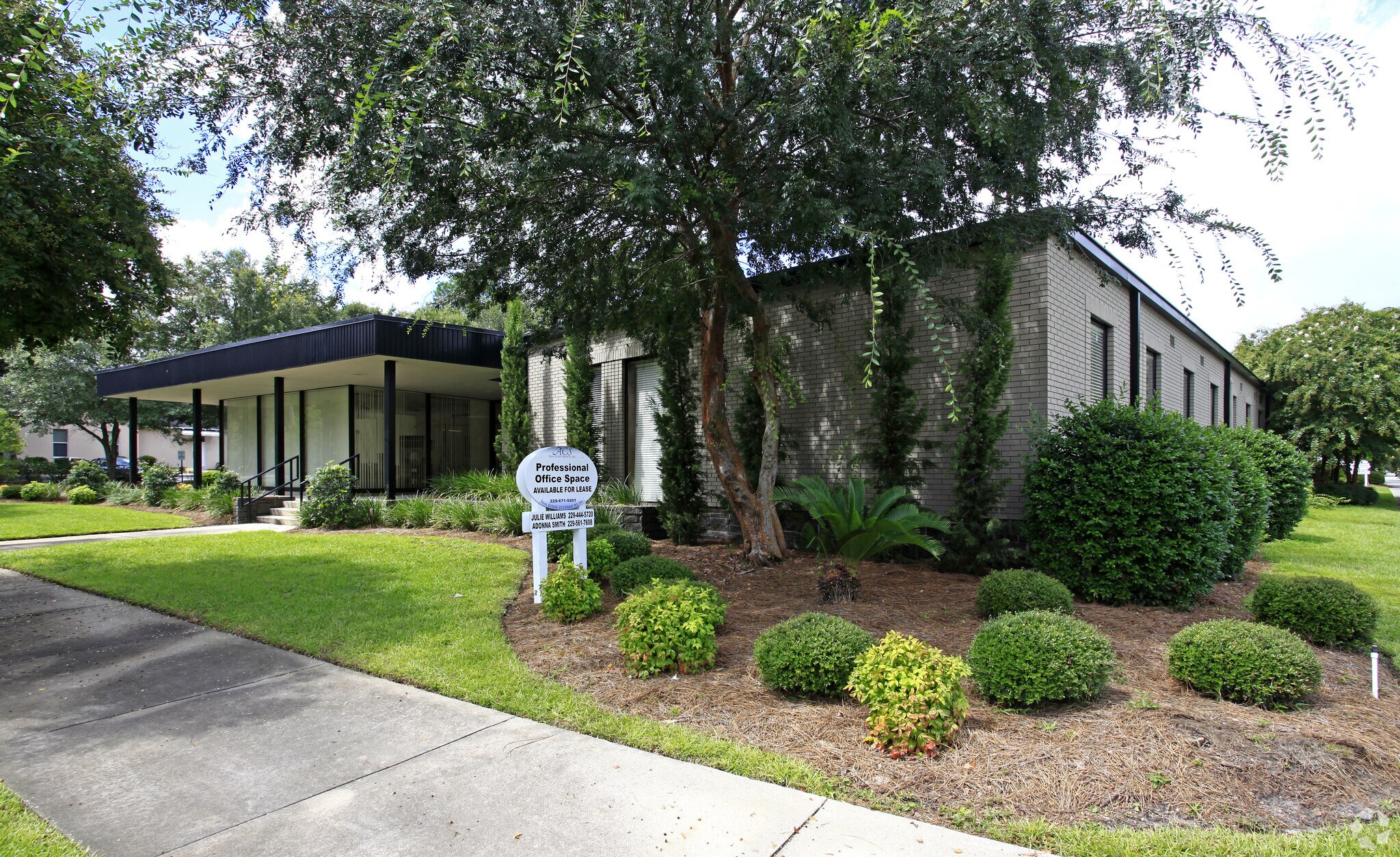 2110 N Patterson St, Valdosta, GA 31602