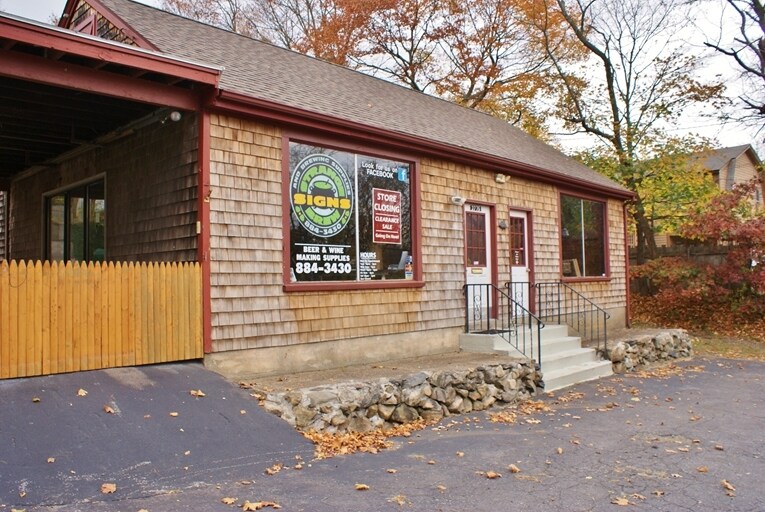 3775 Post Rd, Warwick, RI for sale Primary Photo- Image 1 of 1