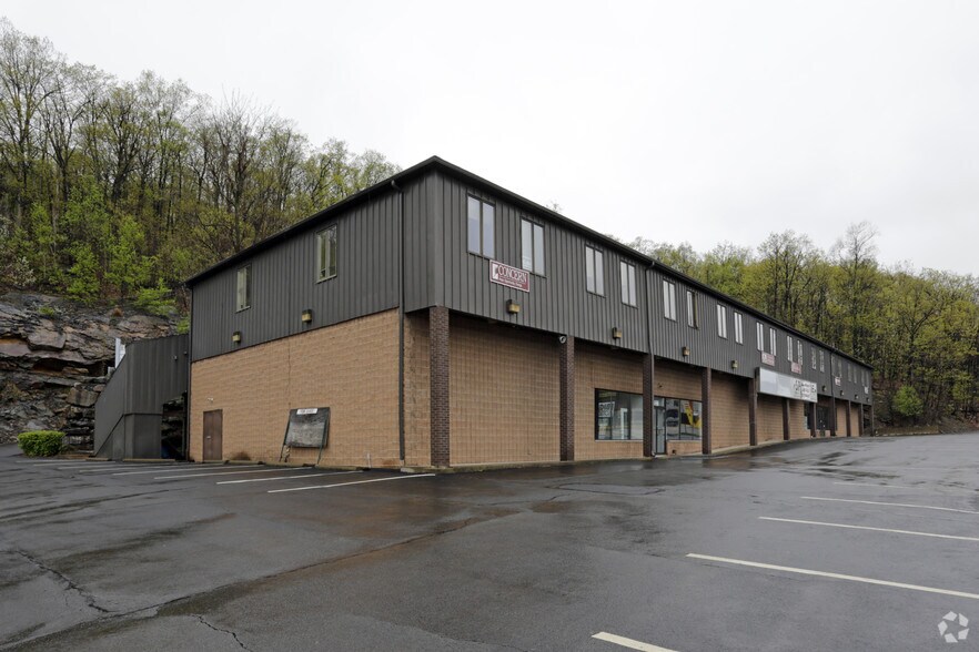 801 Scranton Carbondale Hwy, Eynon, PA for sale - Primary Photo - Image 1 of 1