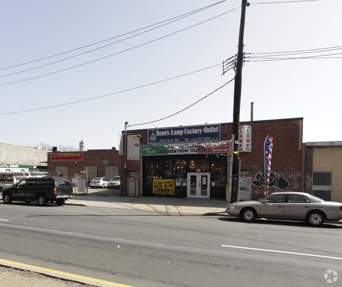 2569 Shell Rd, Brooklyn, NY for sale - Building Photo - Image 1 of 1