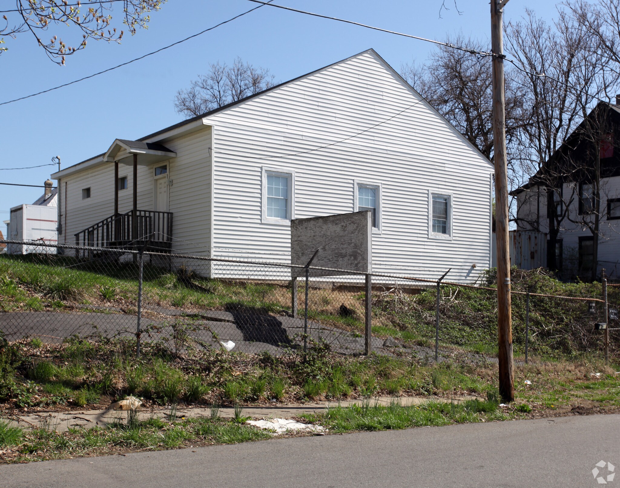 1233 Centre Ave NW, Roanoke, VA for sale Primary Photo- Image 1 of 1