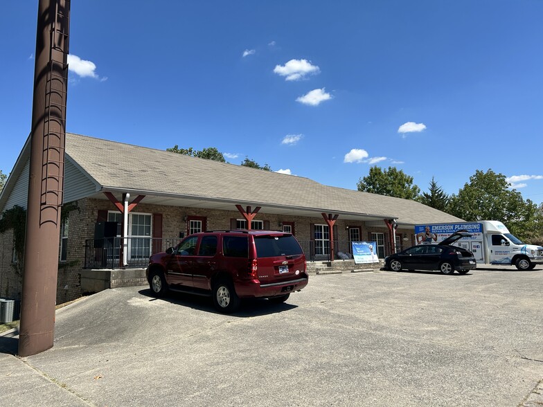 808 Kraft St, Clarksville, TN for sale - Building Photo - Image 2 of 10