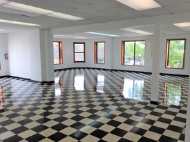 3,200 SQFT  Retail & Office Space - Chicago - Day Care Center