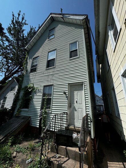 121 Fillmore St, New Haven, CT for sale - Primary Photo - Image 1 of 3