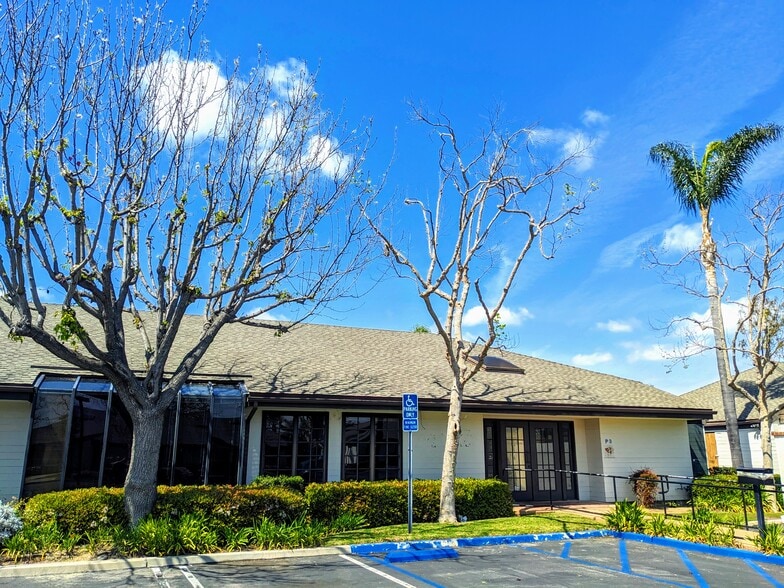 3151 Airway Ave, Costa Mesa, CA for lease - Building Photo - Image 1 of 15