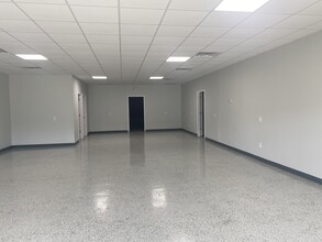 4337 New Bern Hwy, Jacksonville, NC for lease Interior Photo- Image 2 of 2