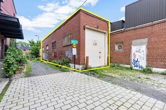 3130-3144 Rue de Rouen, Montréal, QC for lease Interior Photo- Image 2 of 3