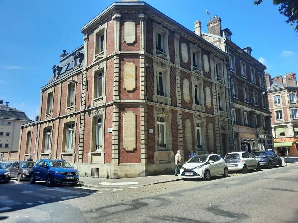Office in Rouen for sale Building Photo- Image 1 of 16