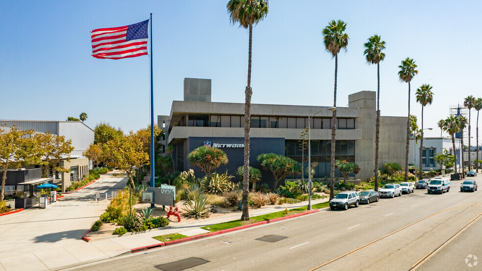 10950 Washington Blvd, Culver City, CA for lease - Building Photo - Image 1 of 13