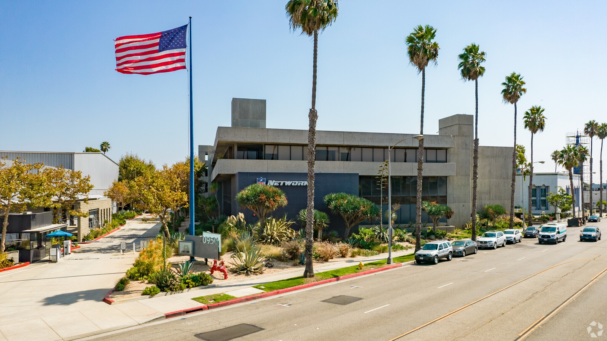 10950 Washington Blvd, Culver City, CA for lease Building Photo- Image 1 of 14