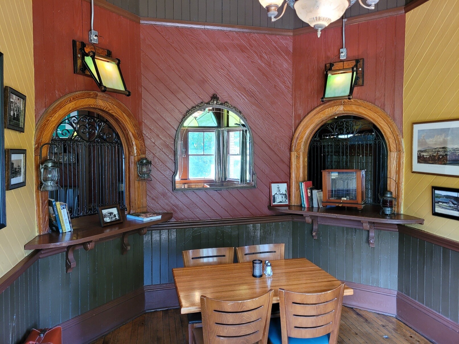 26 Depot Ave, Windsor, VT 05089 Windsor Station Restaurant