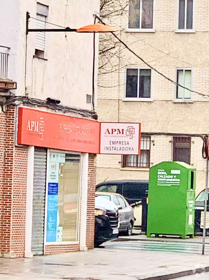 Retail in Parla, Madrid for lease Interior Photo- Image 1 of 2