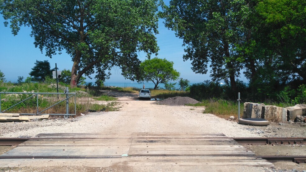 1 S Market St, Waukegan, IL for sale - Building Photo - Image 1 of 1