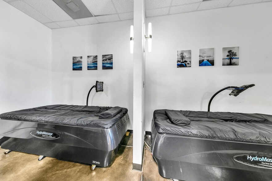 2500 S Ferdon Blvd, Crestview, FL for lease - Building Photo - Image 3 of 32