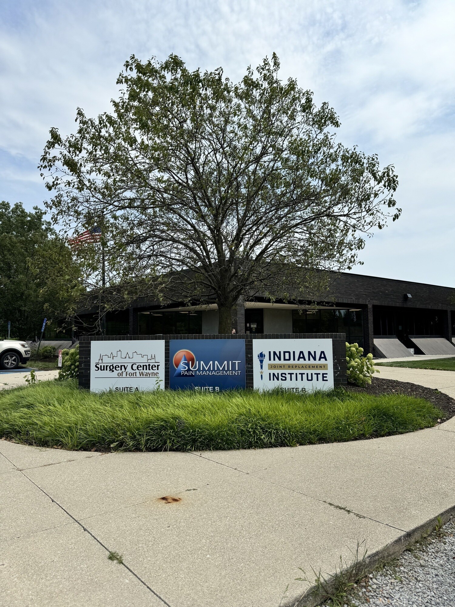 1721 Magnavox Way, Fort Wayne, IN for sale Building Photo- Image 1 of 1