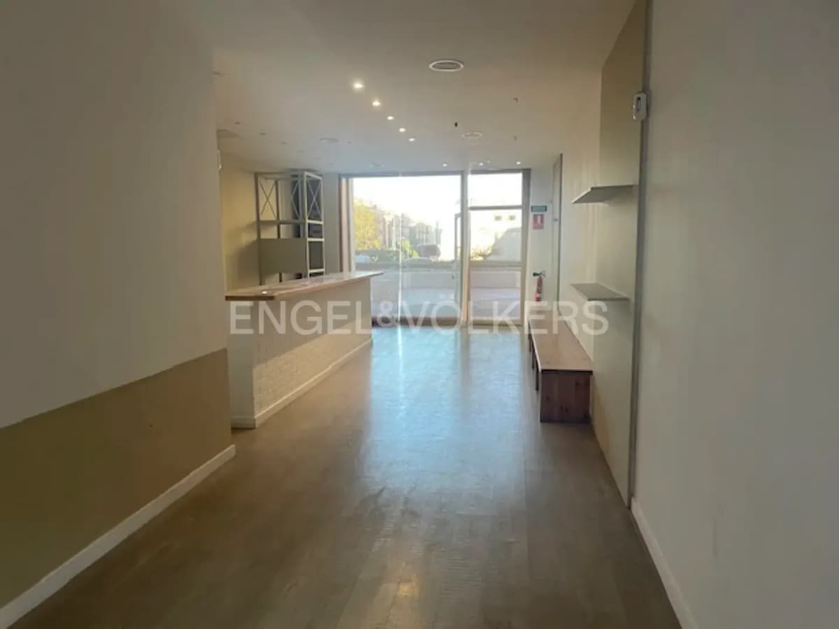 Vilafranca del Penedès, BAR 08720 -  -  - Interior Photo - Image 1 of 14