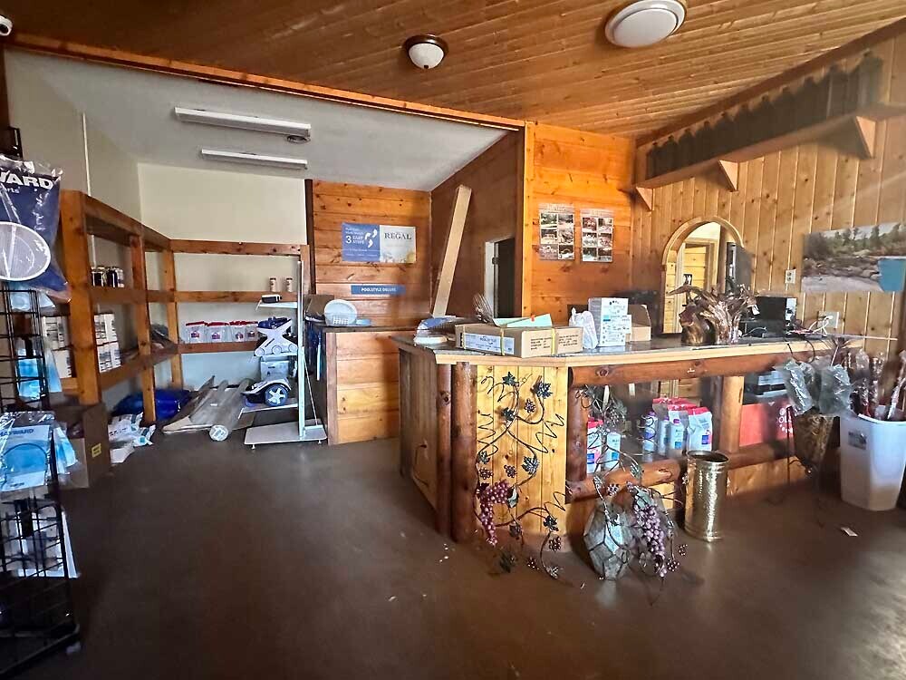 Lovers Lane MixedUse Property Elizabethton, TN for Sale