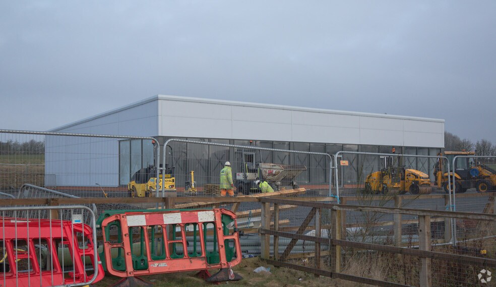 Stevenston Rd, Stevenston, KA20 3DA