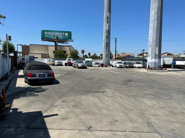 12819 Garvey Ave, Baldwin Park, CA for lease - Building Photo - Image 1 of 8