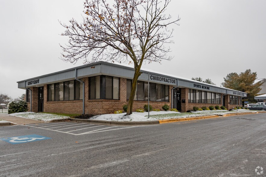 8096 Edwin Raynor Blvd, Pasadena, MD for sale - Primary Photo - Image 1 of 1