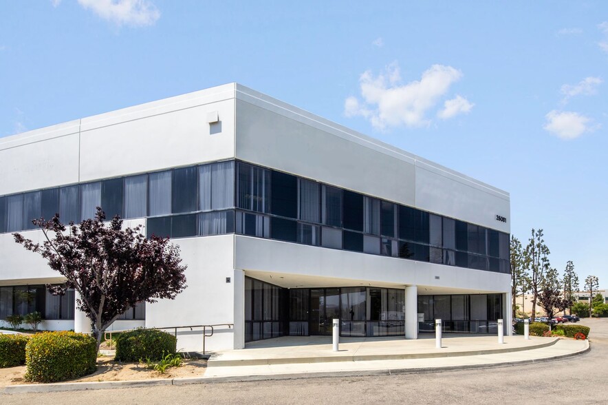 26081 Avenue Hall, Valencia, CA for lease - Building Photo - Image 1 of 9