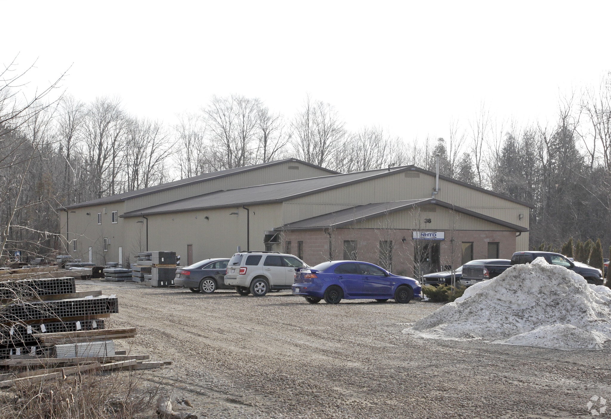 36 Commerce Cres, Halton Hills, ON for sale Primary Photo- Image 1 of 1