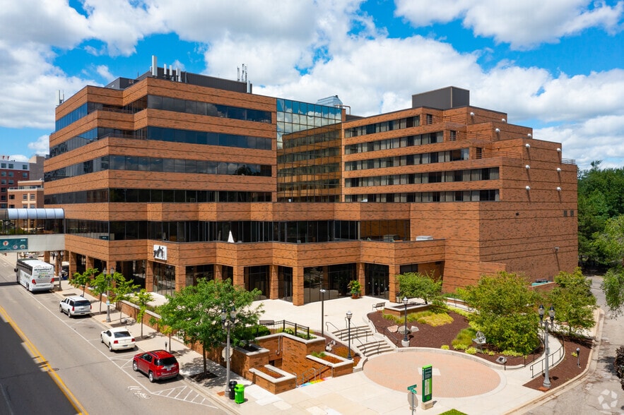 333 Albert St, East Lansing, MI 48823