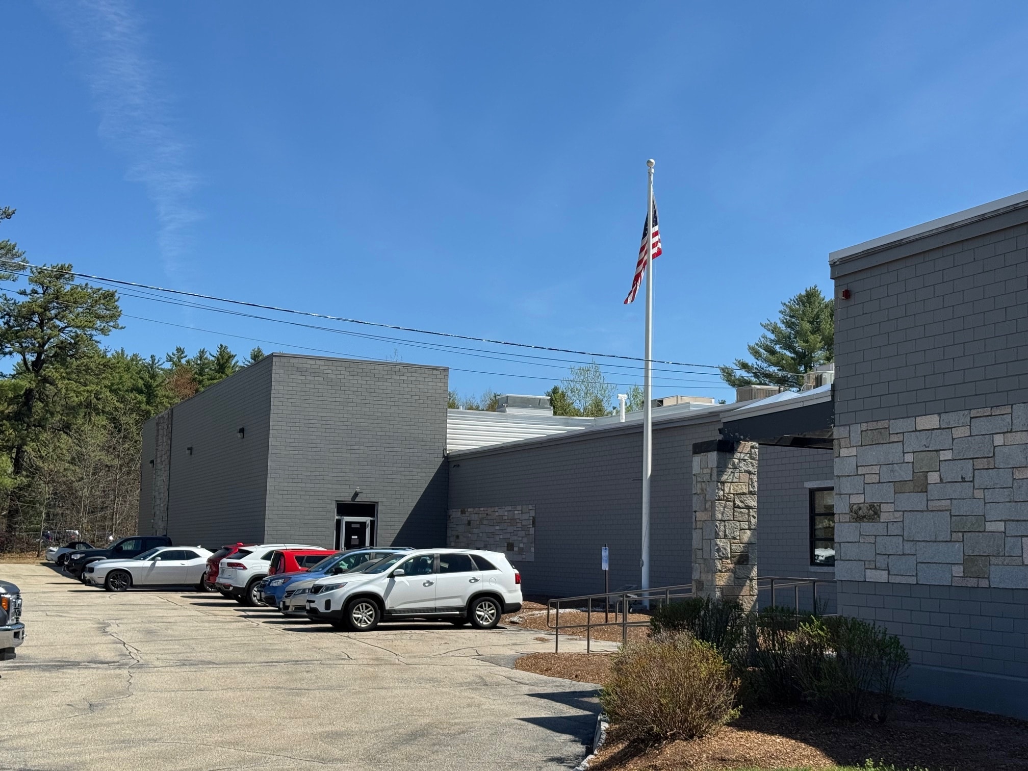 92 Old Turnpike Rd, Concord, NH for lease Building Photo- Image 1 of 8