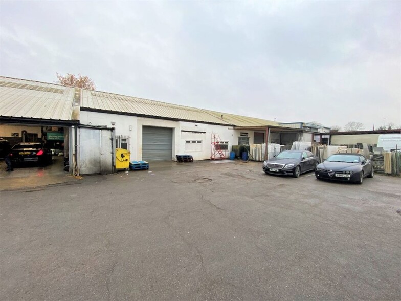 Transport Ave, Brentford for sale - Building Photo - Image 1 of 1