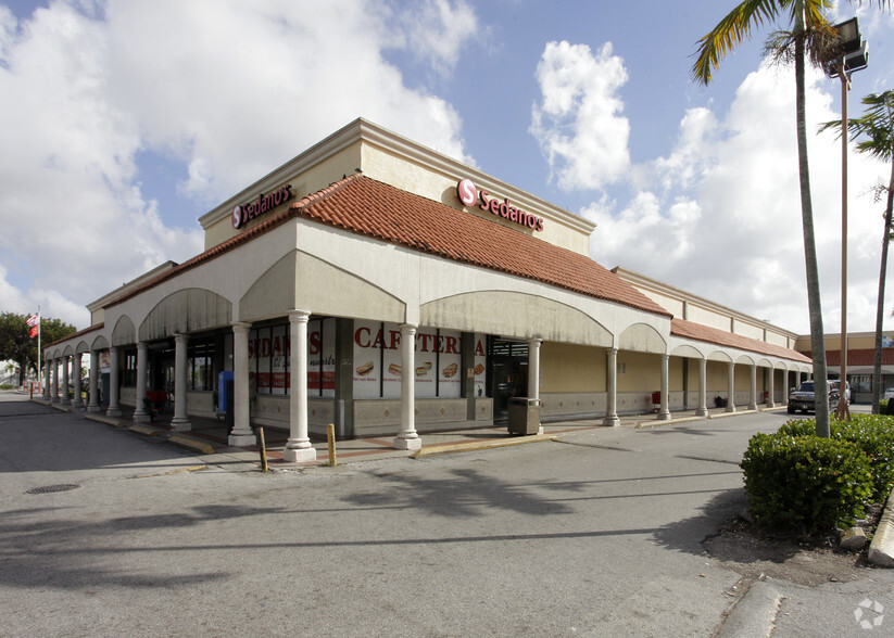 1700 W 68th St, Hialeah, FL for sale - Building Photo - Image 1 of 1