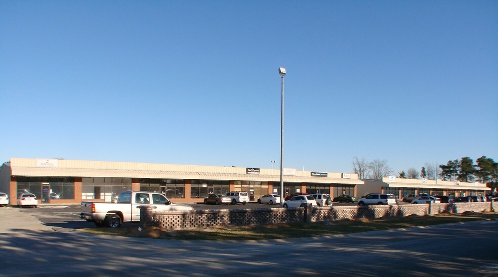 3203 W Palmetto St, Florence, SC for lease - Primary Photo - Image 2 of 4