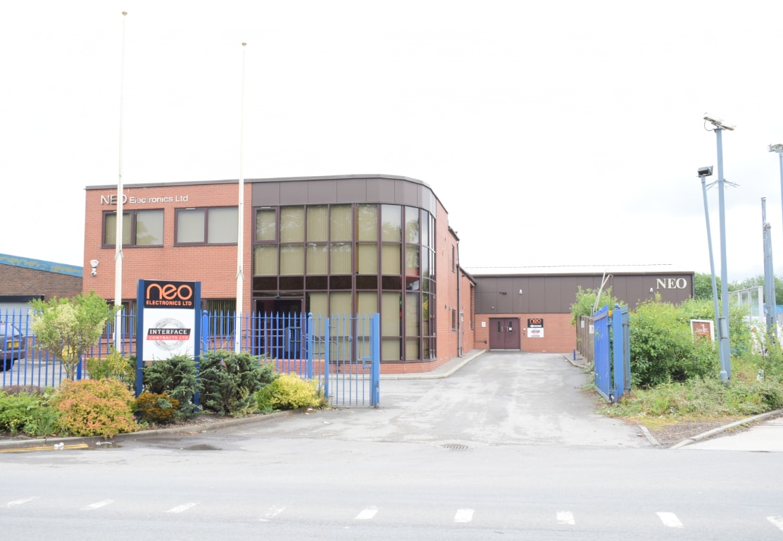 Shaw Rd, Oldham for sale Primary Photo- Image 1 of 1
