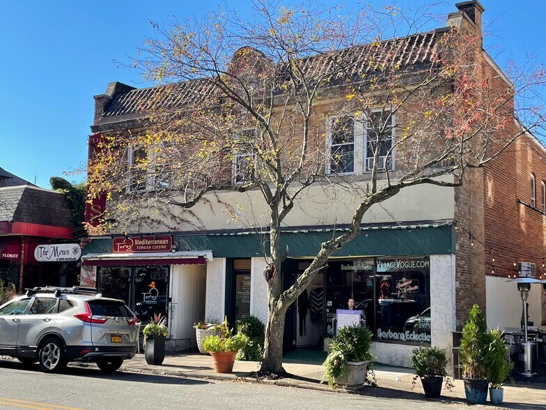 594 Valley Rd, Montclair, NJ 07043