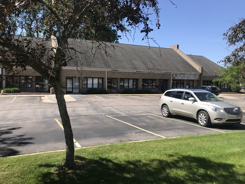 2395 Jolly Rd, Okemos, MI for lease - Building Photo - Image 1 of 6