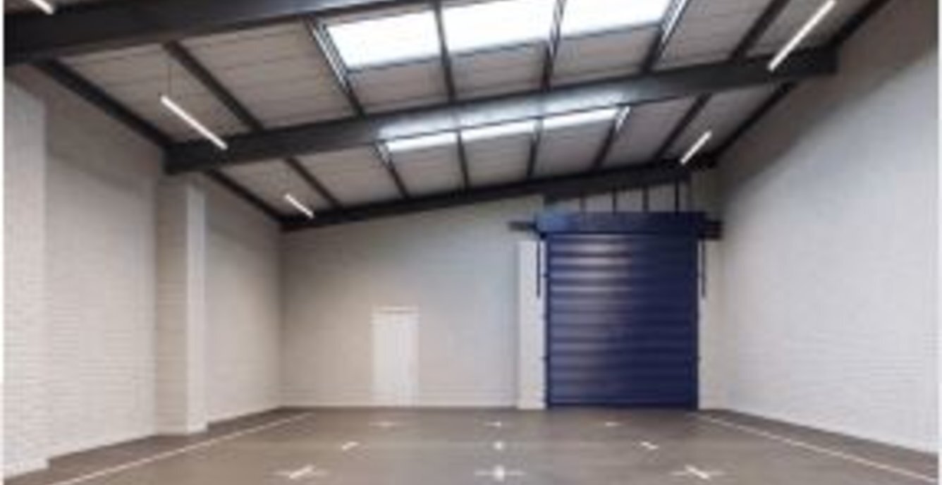 Wulfrun Trading Estate, Stafford Road Wv10 6hh, Wolverhampton for lease Interior Photo- Image 1 of 2