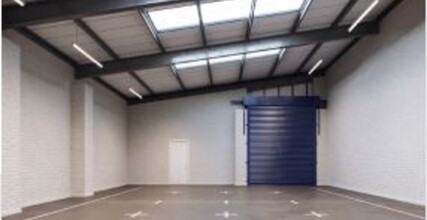 Wulfrun Trading Estate, Stafford Road Wv10 6hh, Wolverhampton for lease Interior Photo- Image 1 of 2