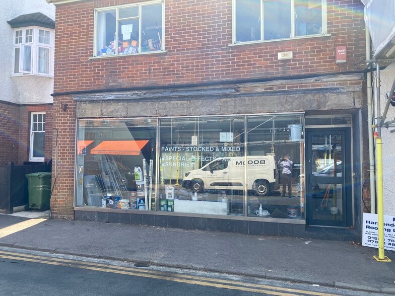2 Vaughan Rd, Harpenden for lease - Building Photo - Image 2 of 2