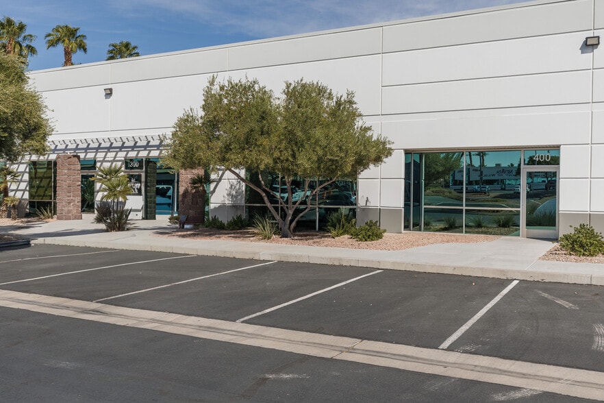 6290 S Pecos Rd, Las Vegas, NV for lease - Building Photo - Image 3 of 14