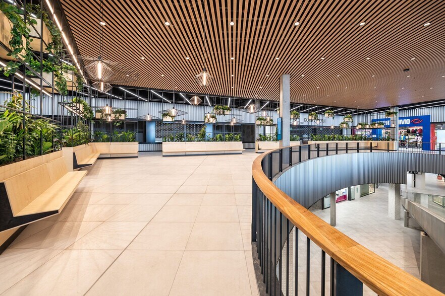 for sale - Interior Photo - Image 3 of 4