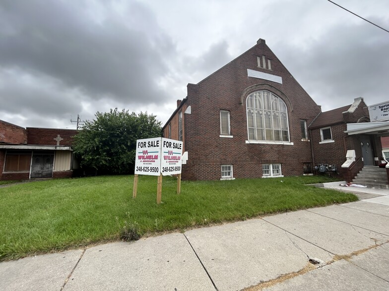 2121 Springwells St, Detroit, MI for sale - Building Photo - Image 1 of 19