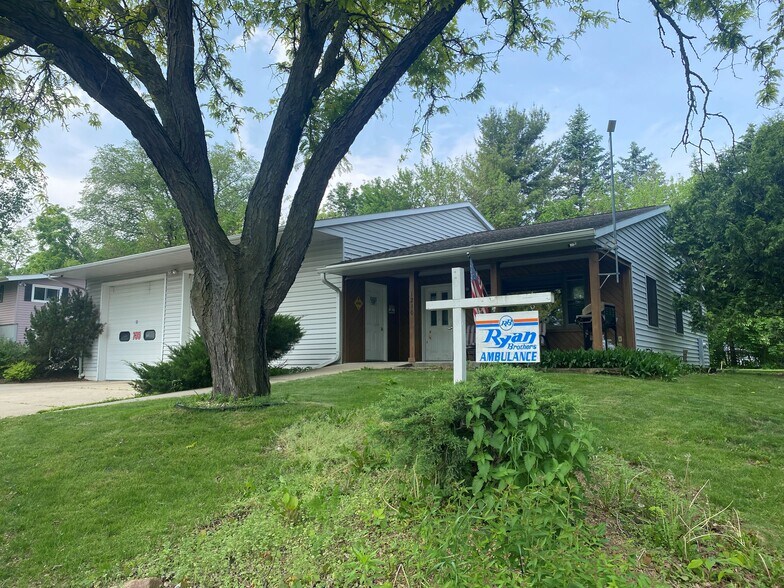 1210 Arndt St, Fort Atkinson, WI for sale - Building Photo - Image 3 of 3