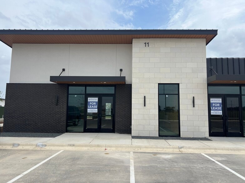 10861 183A Toll Rd, Leander, TX for lease - Building Photo - Image 2 of 3