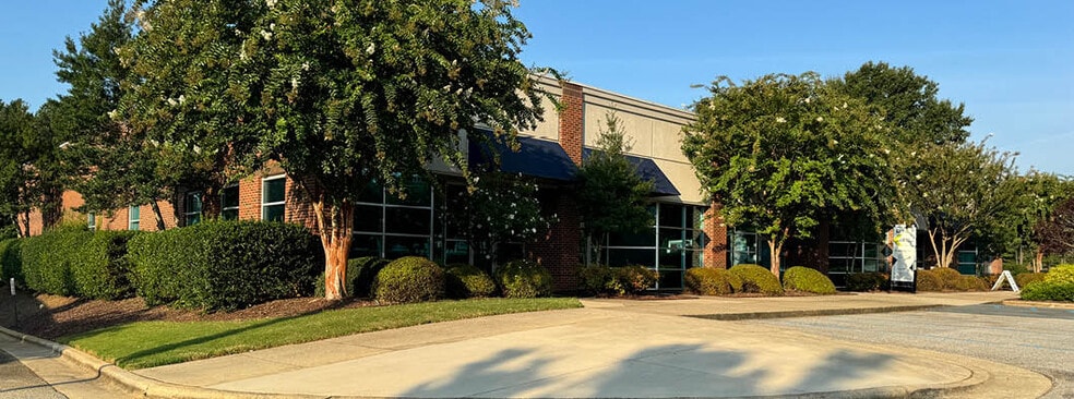 1610 Center St, Apex, NC for sale - Building Photo - Image 2 of 7