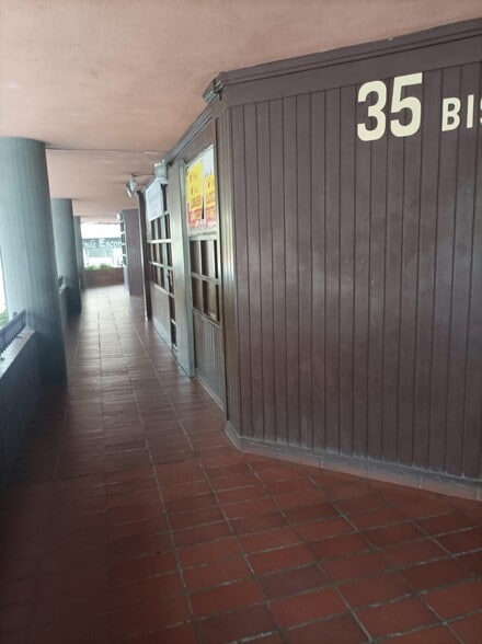 Rambla de Sant Sebastià, Santa Coloma de Gramenet, Barcelona for lease - Building Photo - Image 3 of 4