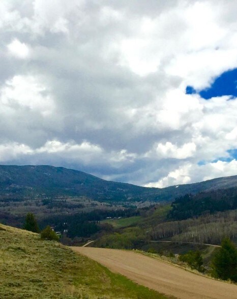 712 Gcr 1901, Kremmling, CO for sale - Primary Photo - Image 1 of 1